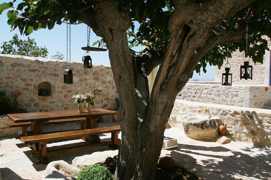 Papoudiko Otel Areopoli Dış mekan fotoğraf